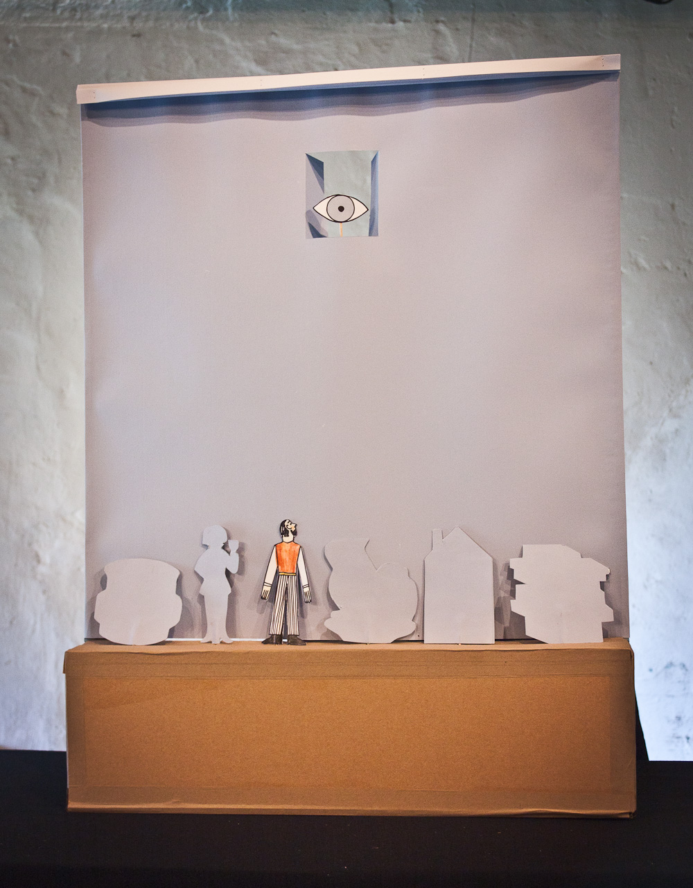 Papiertheater-Szene