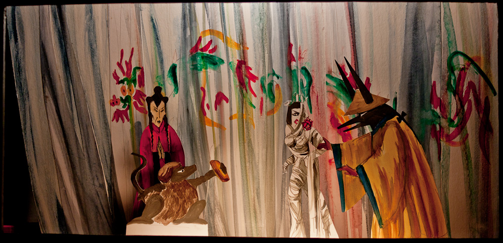 Papiertheater-Szene