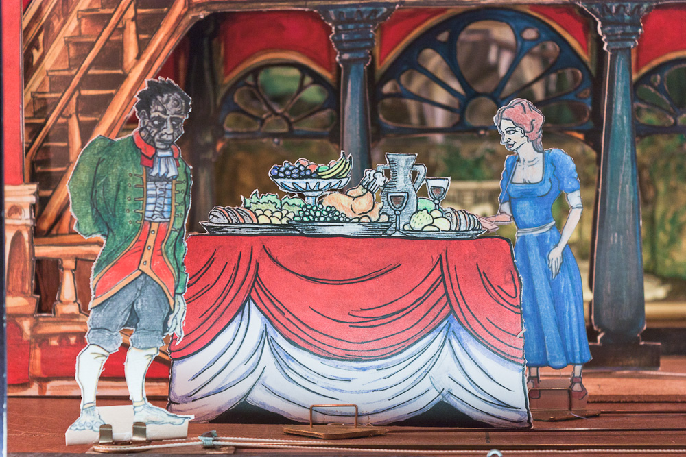 Papiertheater-Szene