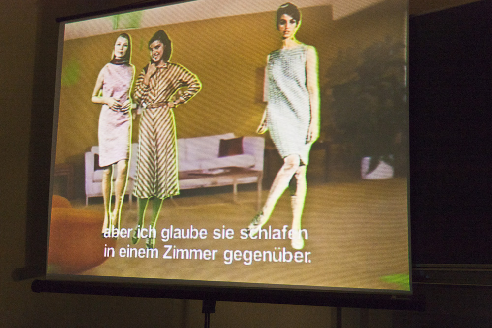 Papiertheater-Szene