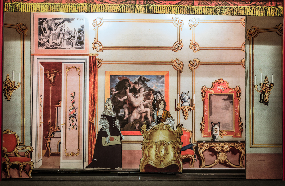 Papiertheater-Szene