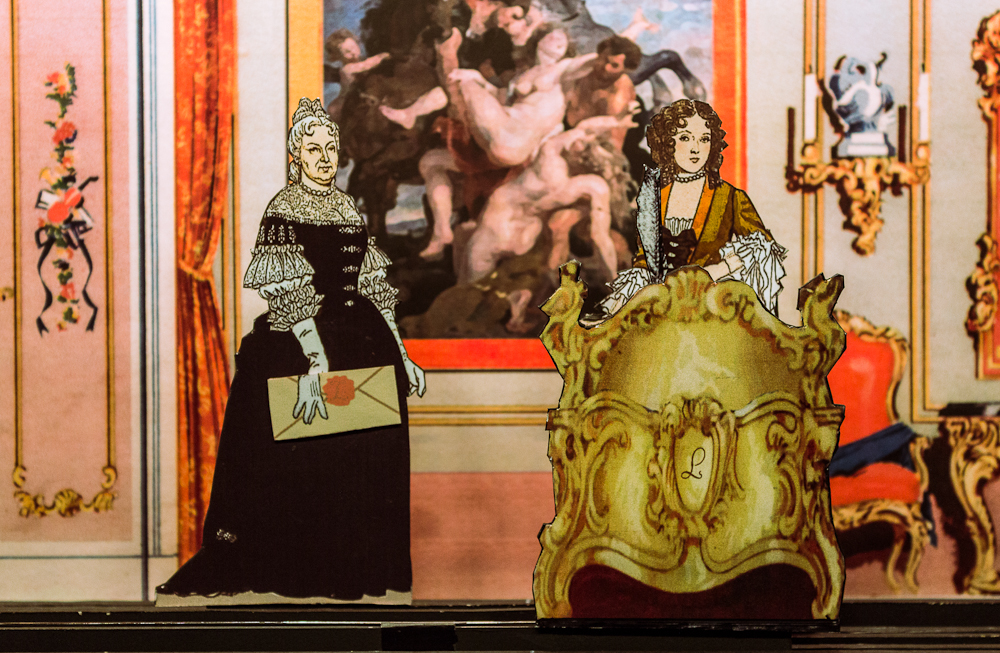 Papiertheater-Szene