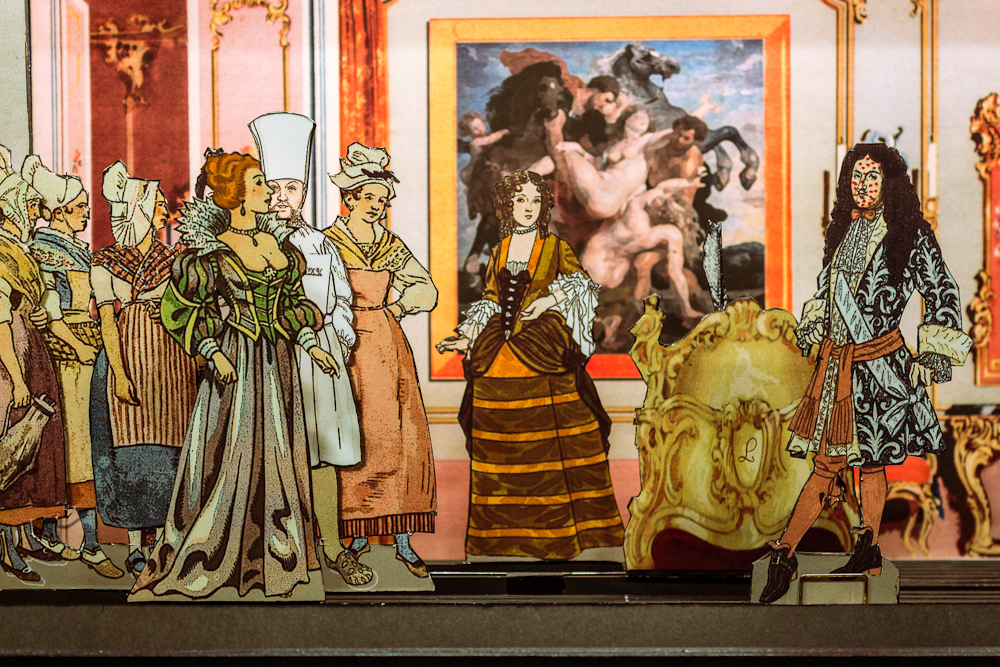 Papiertheater-Szene