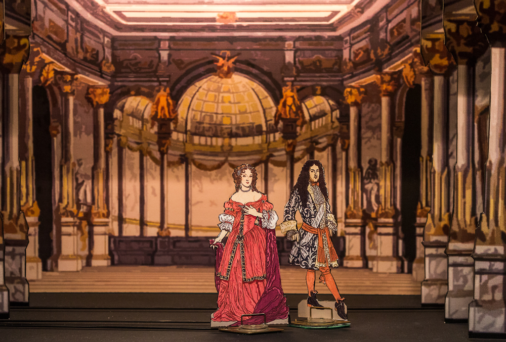 Papiertheater-Szene