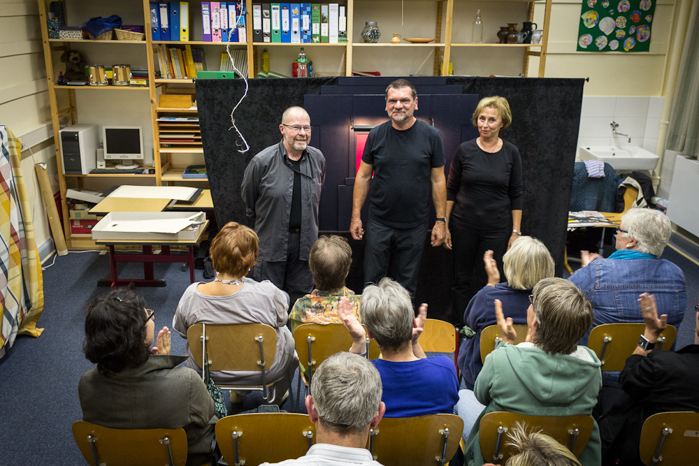 Papiertheater-Szene