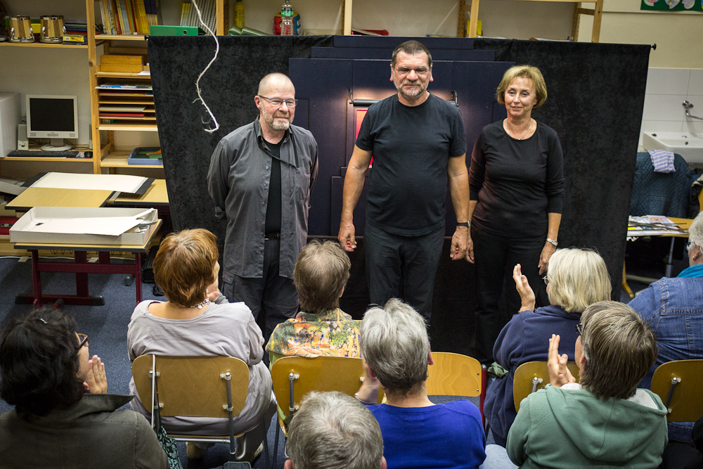 Papiertheater-Szene
