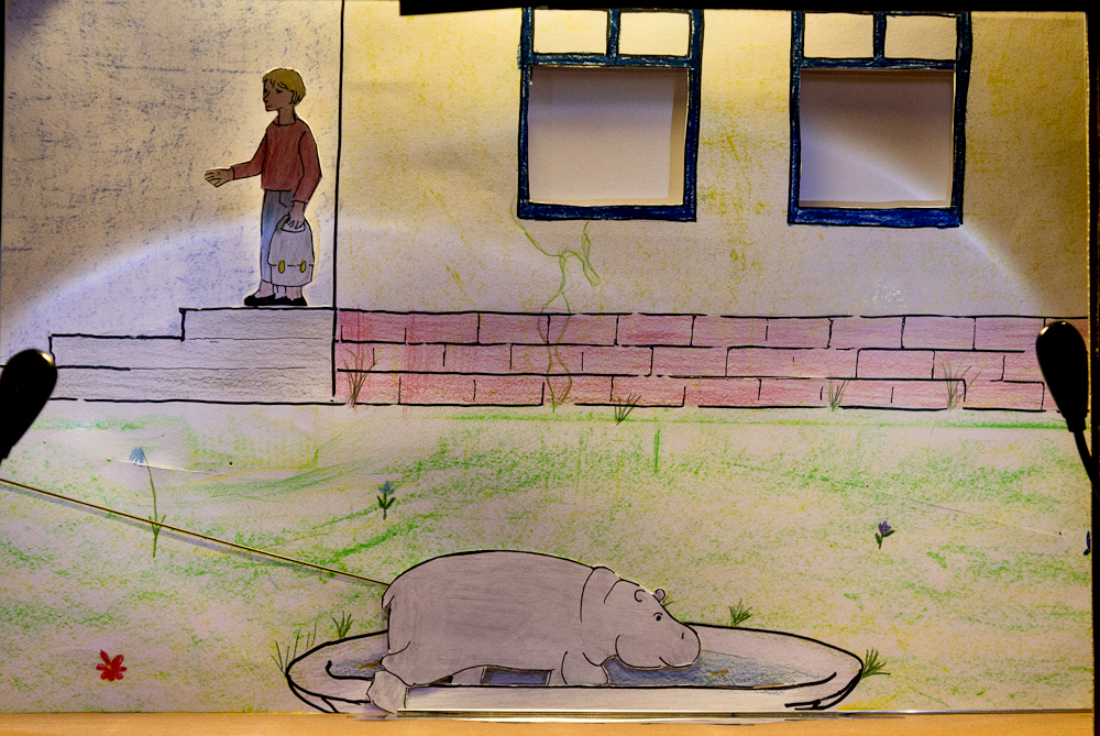 Papiertheater-Szene