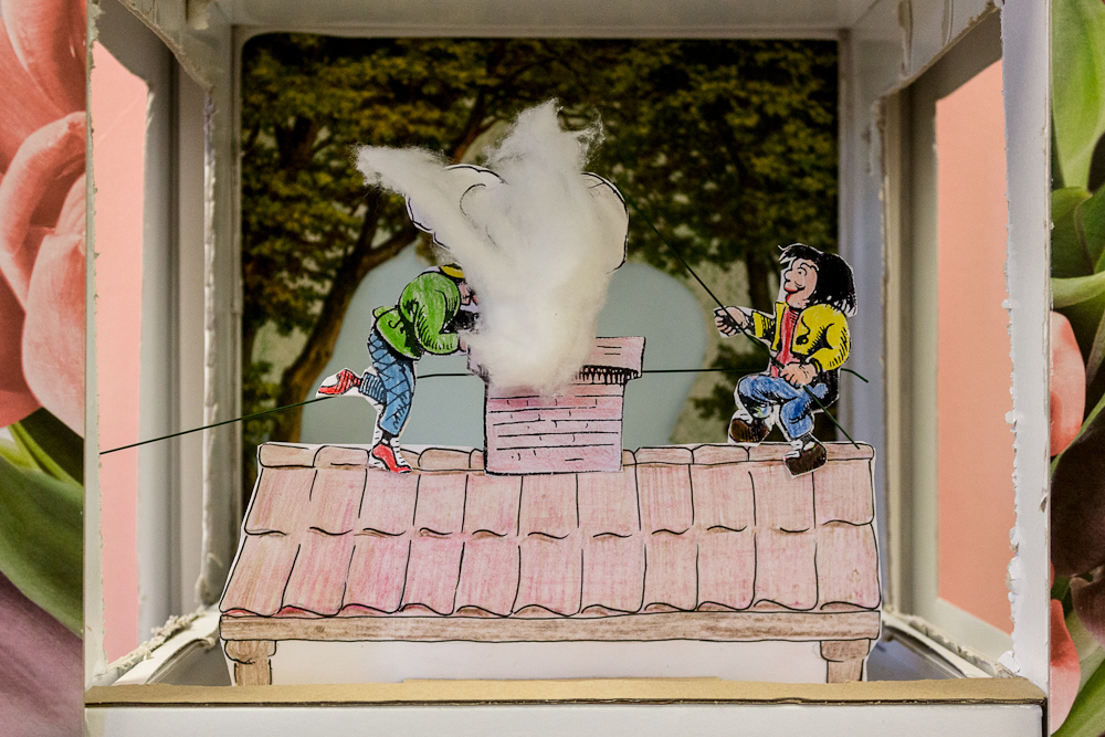 Papiertheater-Szene