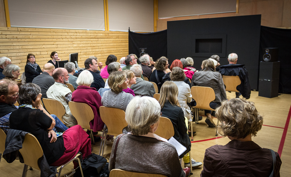 Papiertheater-Szene