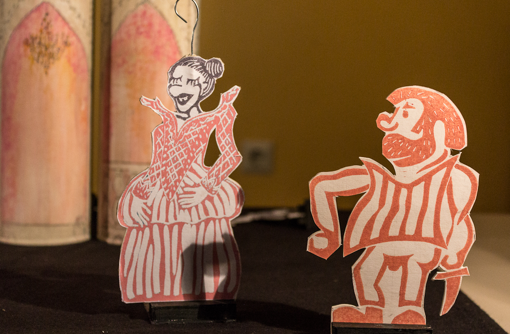 Papiertheater-Szene