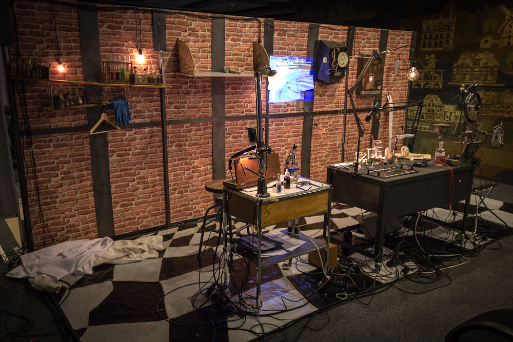 Papiertheaterbild