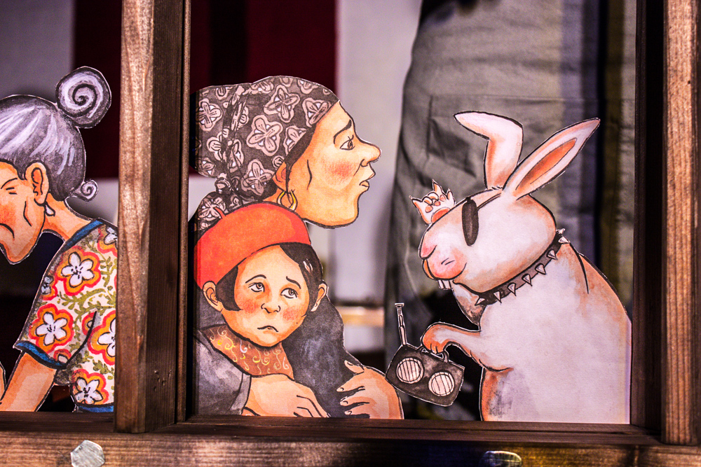 Papiertheaterszene