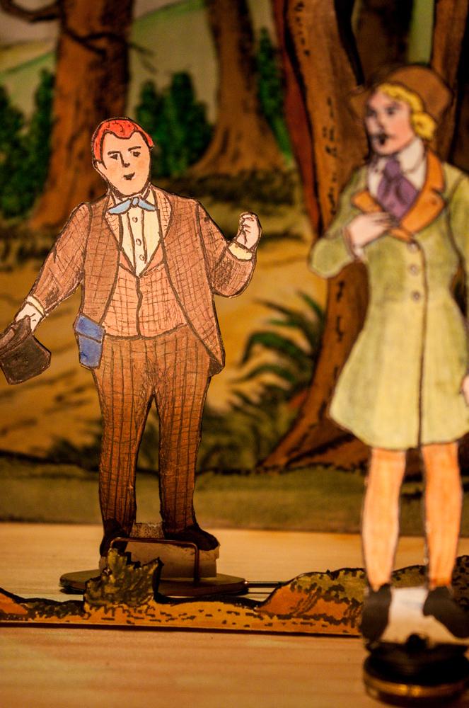 Papiertheaterszene