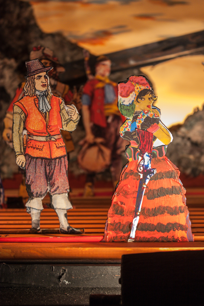 Papiertheaterszene