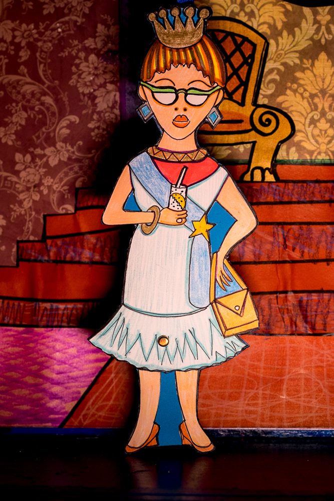 Papiertheaterszene
