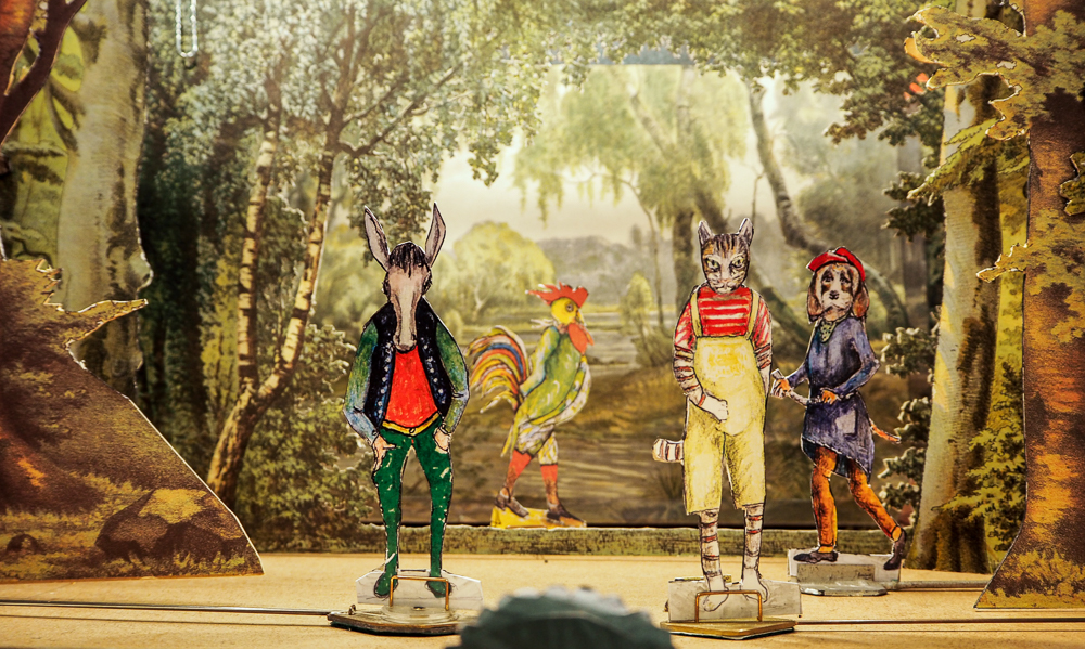 Papiertheaterszene