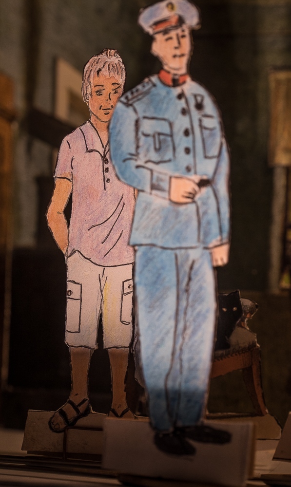 Papiertheaterszene