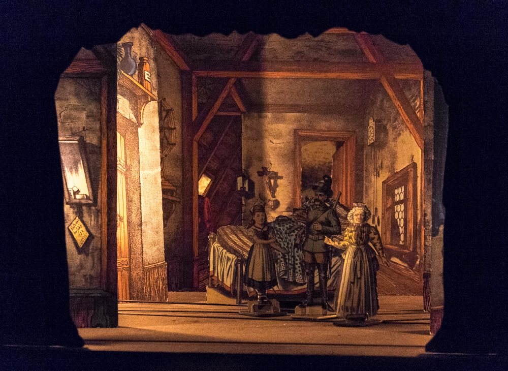 Papiertheaterszene