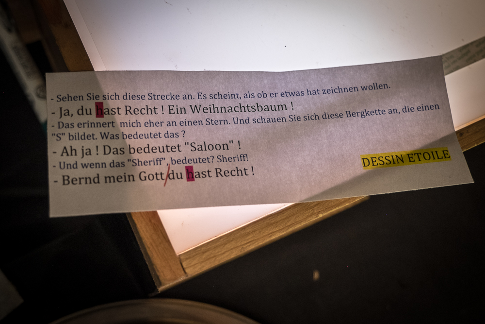 Papiertheaterszene