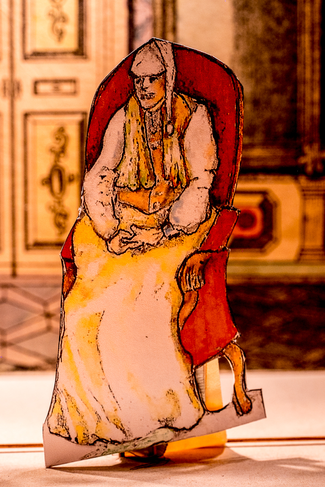 Papiertheaterszene